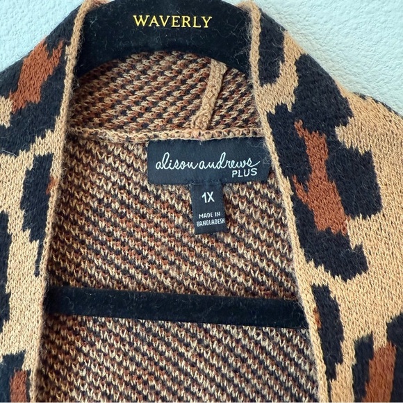 Women's Leopard Print Sweater Cardigan - Picture 7 of 7